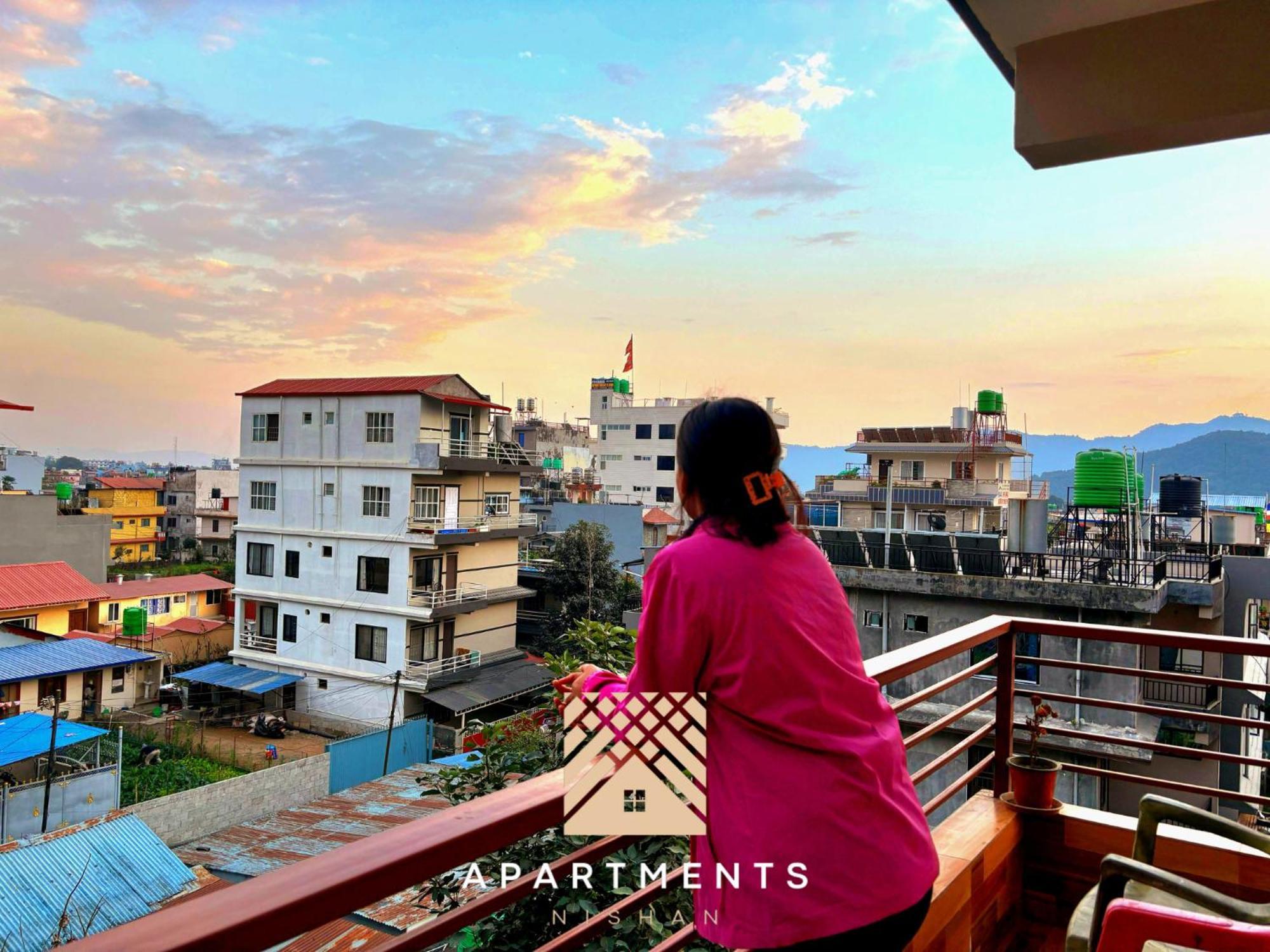 Nishan Apartments -Lakeside โพคารา ภายนอก รูปภาพ