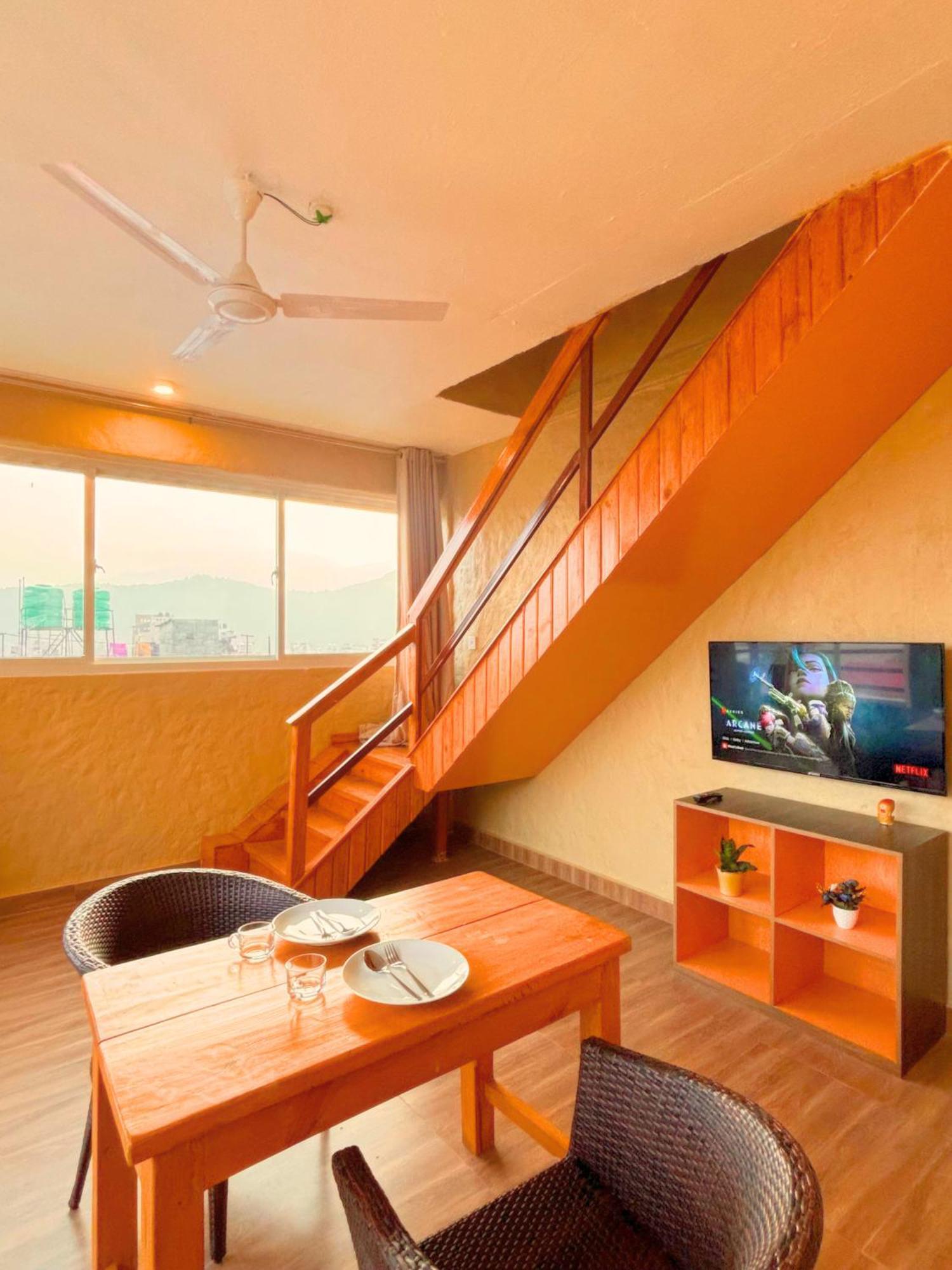 Nishan Apartments -Lakeside โพคารา ภายนอก รูปภาพ