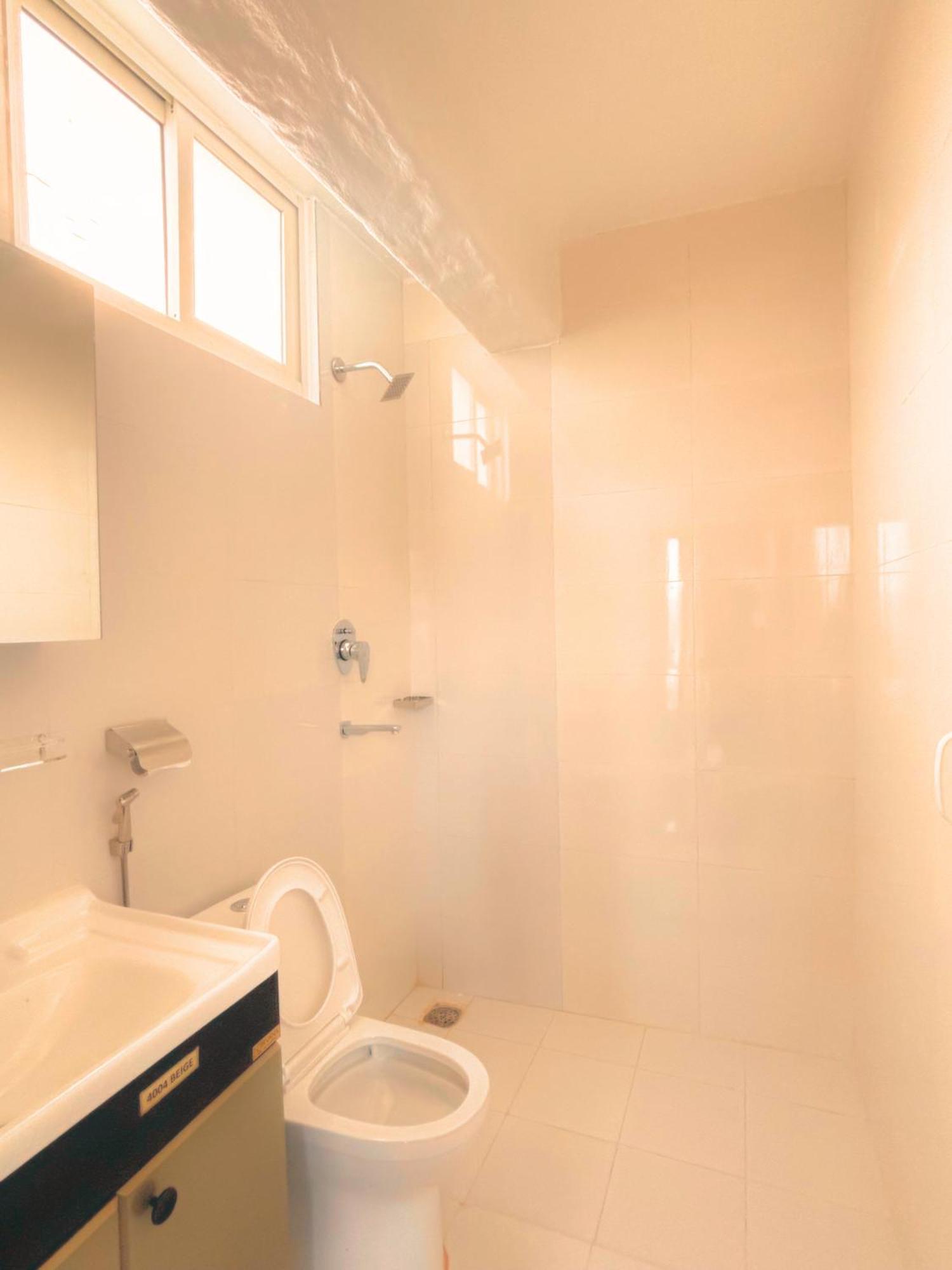 Nishan Apartments -Lakeside โพคารา ภายนอก รูปภาพ